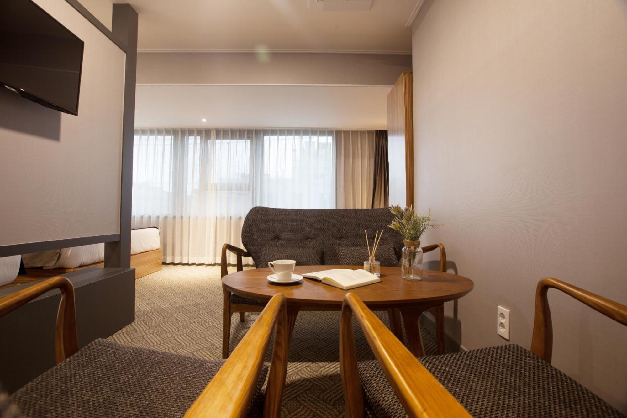 Gnb Hotel Puszan Szoba fotó